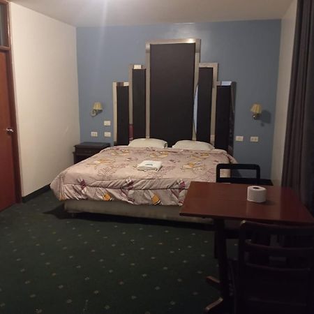Venecia Hotel Carrion Trujillo Bagian luar foto